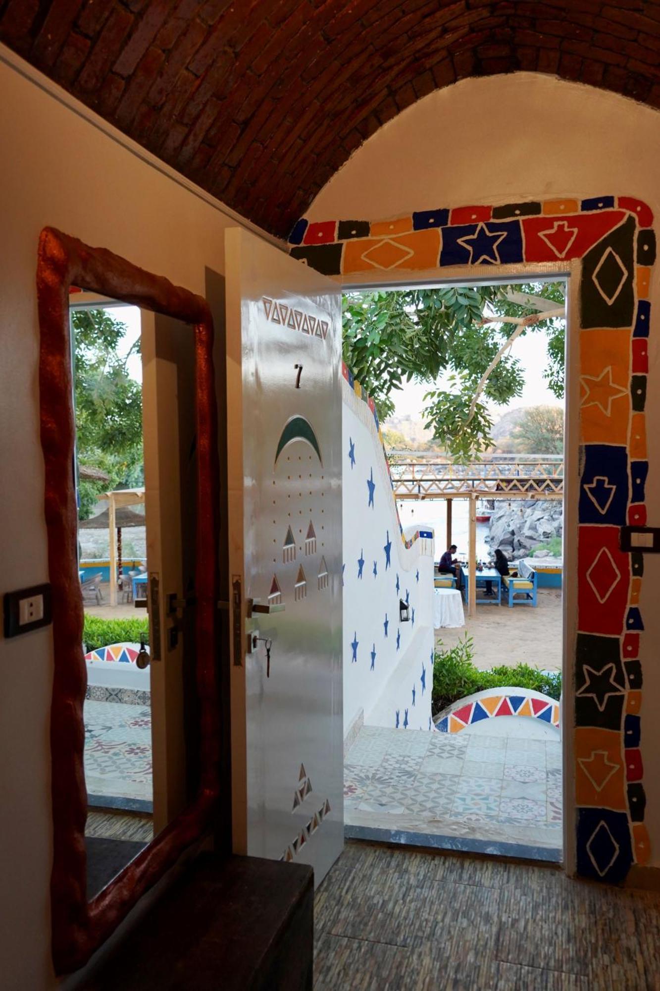 Artika Wadi Kiki Hotel アスワン エクステリア 写真
