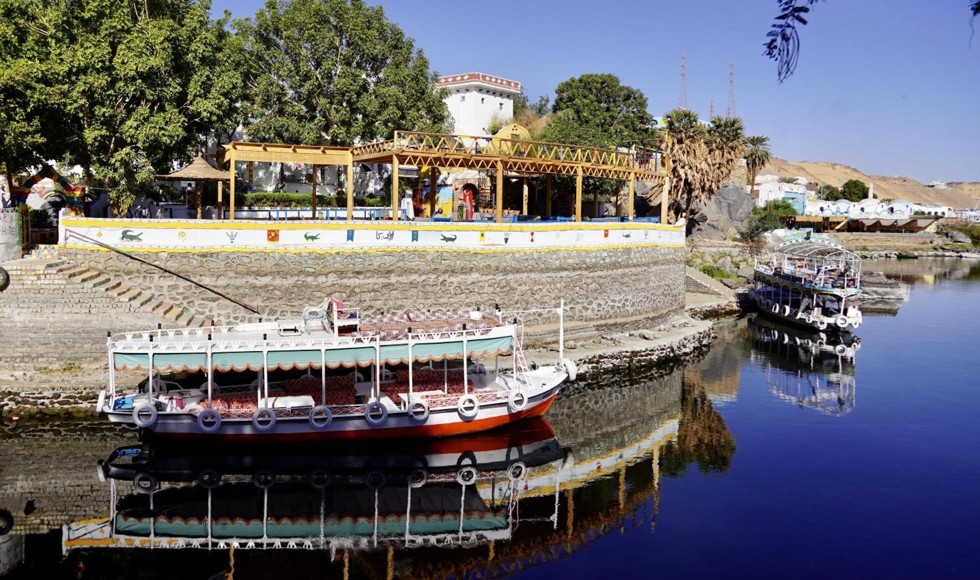 Artika Wadi Kiki Hotel アスワン エクステリア 写真