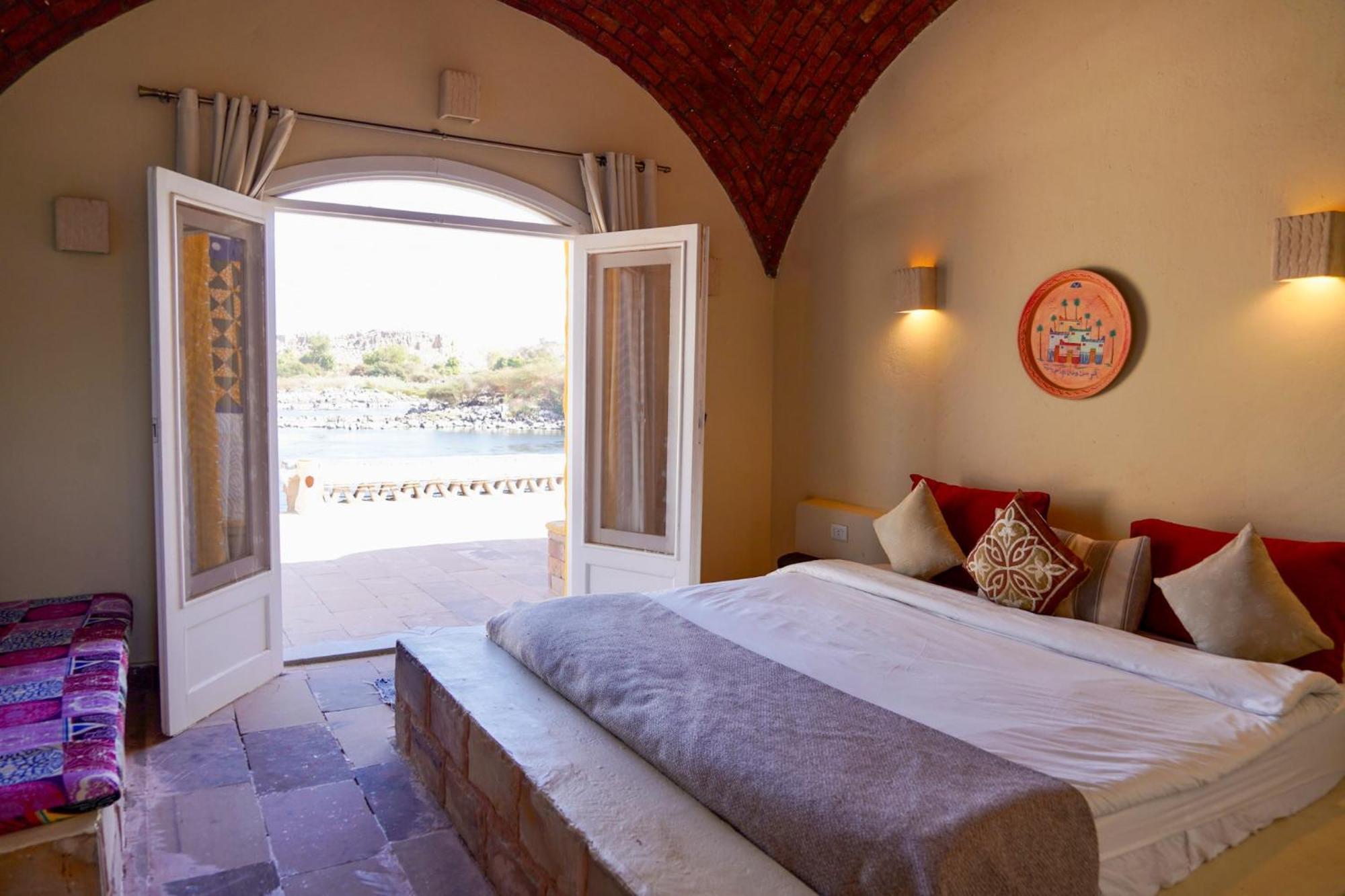 Artika Wadi Kiki Hotel アスワン エクステリア 写真