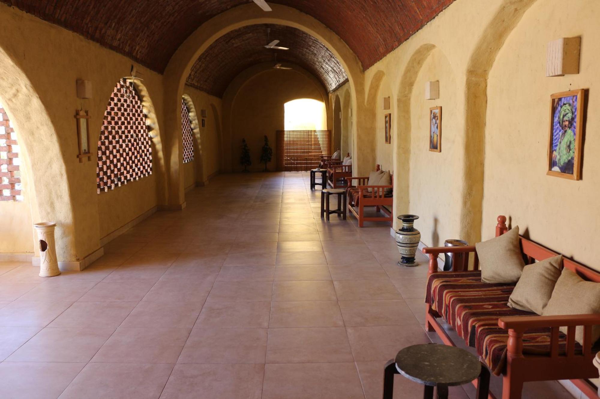 Artika Wadi Kiki Hotel アスワン エクステリア 写真