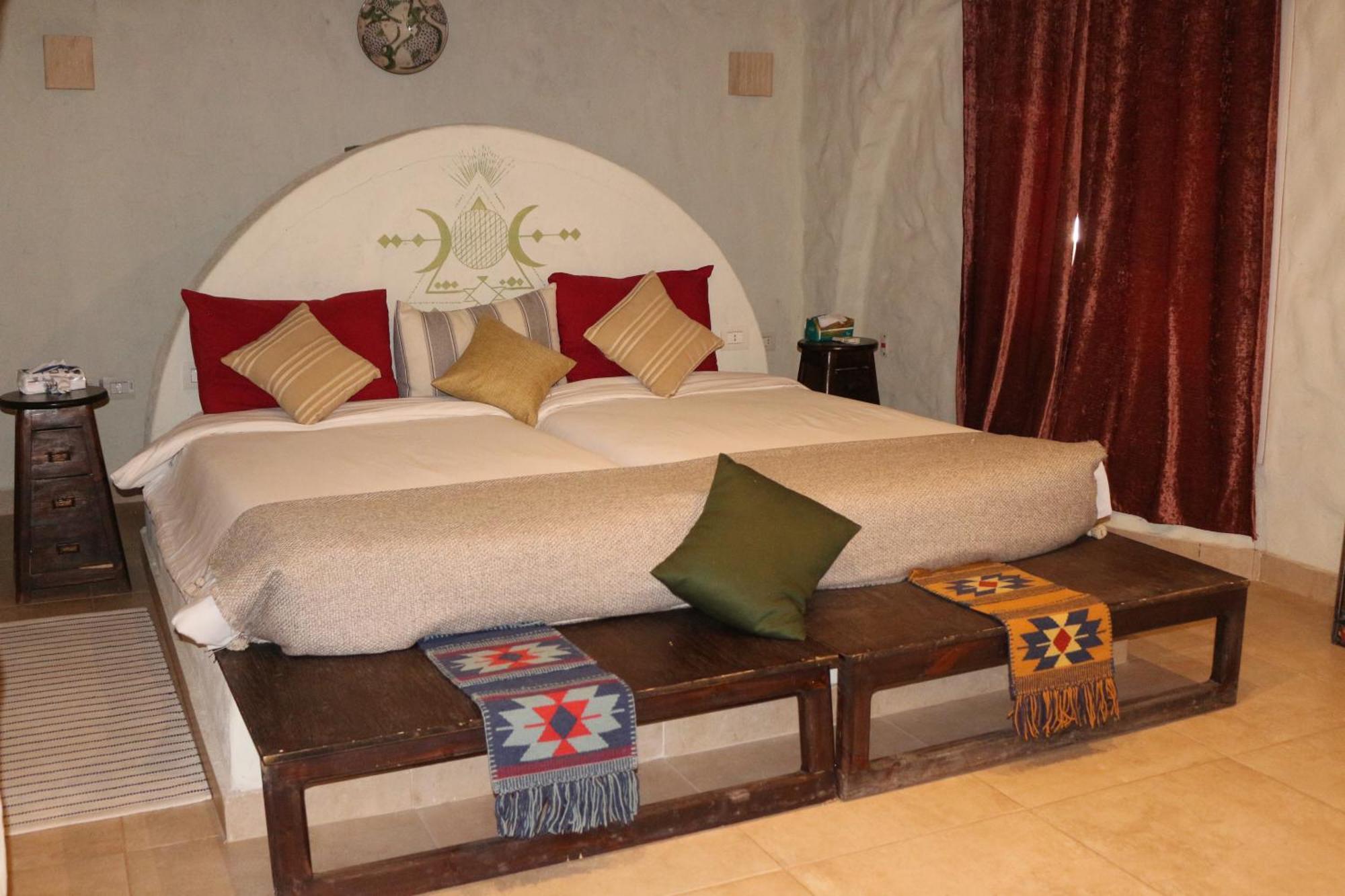 Artika Wadi Kiki Hotel アスワン エクステリア 写真